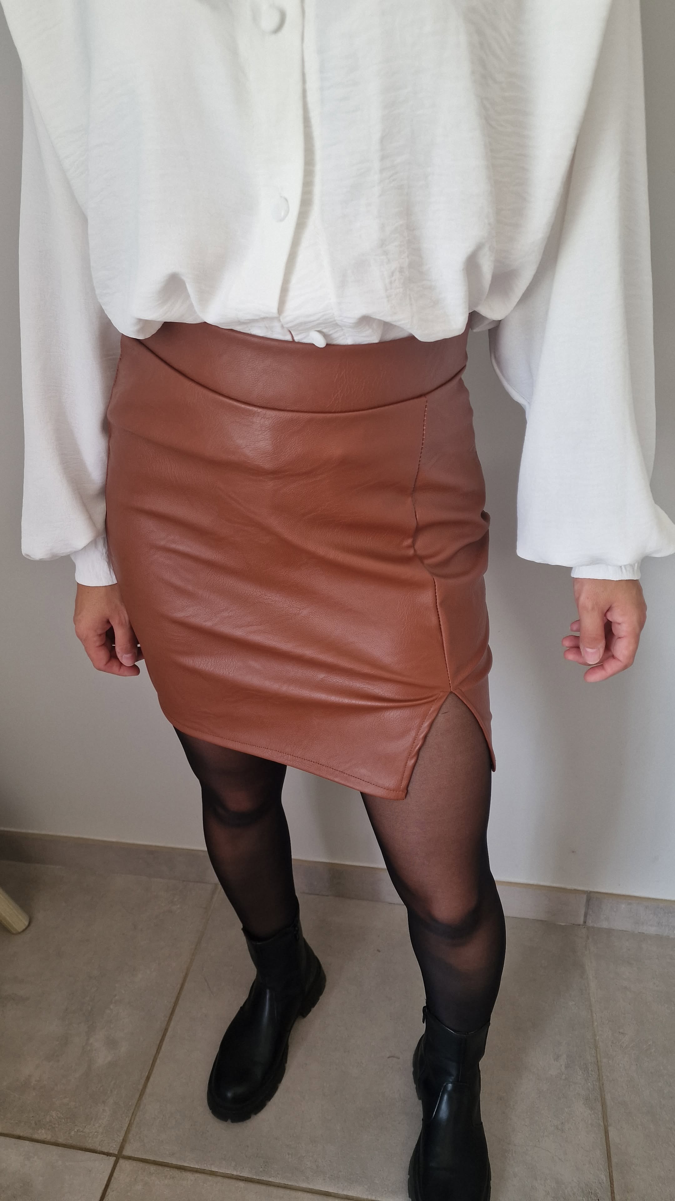 Jupe en similicuir camel - Alba